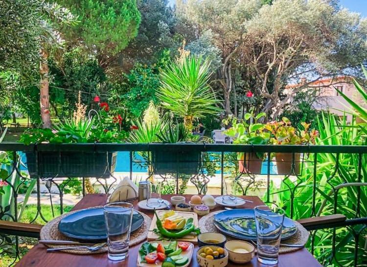 Urla Bella Hotel Bagian luar foto